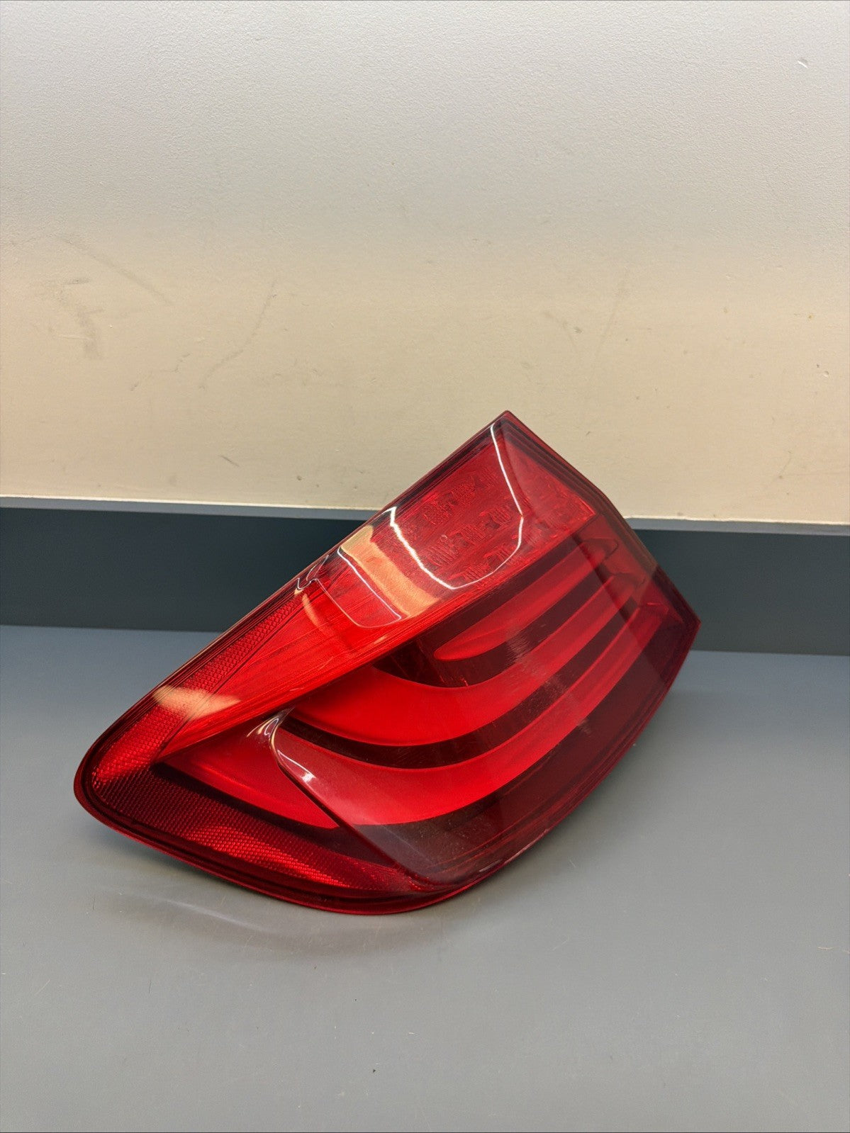 2011-2013 BMW F10 528i 535i 550i M5 TAIL LIGHT BRAKE DRIVER LEFT OEM 173462-01