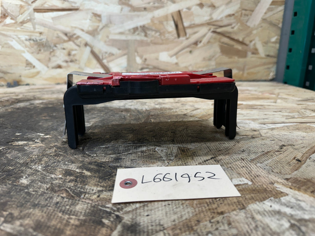 BMW 2007-2014 E70 X5 E71 X6 POSITIVE BATTERY DISTRIBUTION MODULE OEM 9178962