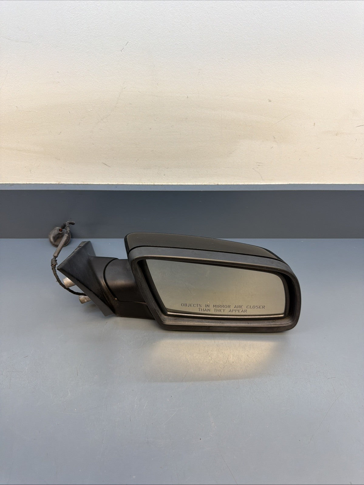 2006-2010 BMW 528i Front Right Side Door Side View Mirror Assembly 7043437 OEM