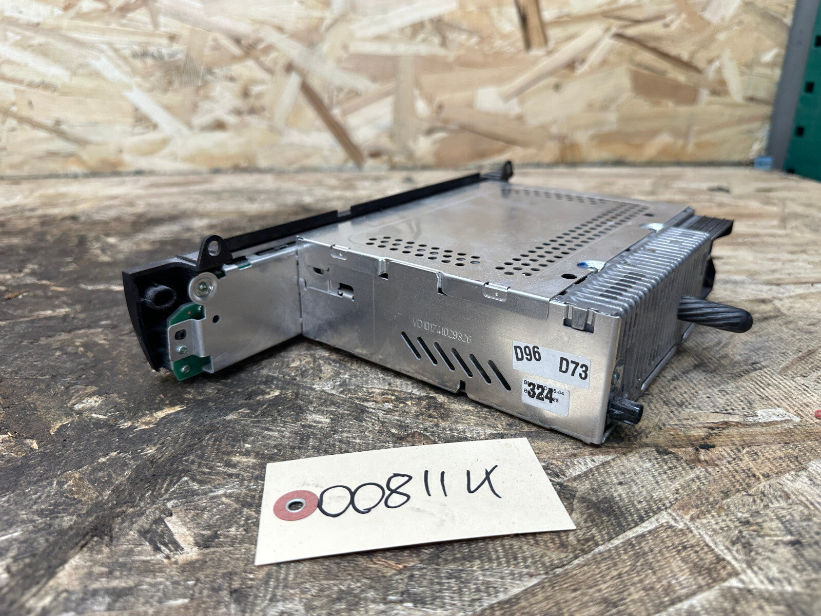 BMW 02-10 E83 E85 X3 Z4 BUSINESS CD PLAYER RADIO HEAD UNIT OEM 6943437