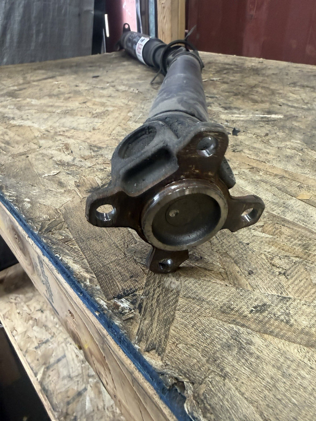 Rear Driveshaft Prop Shaft Assembly for BMW E46 325xi 330xi 7502959  "NOTE"