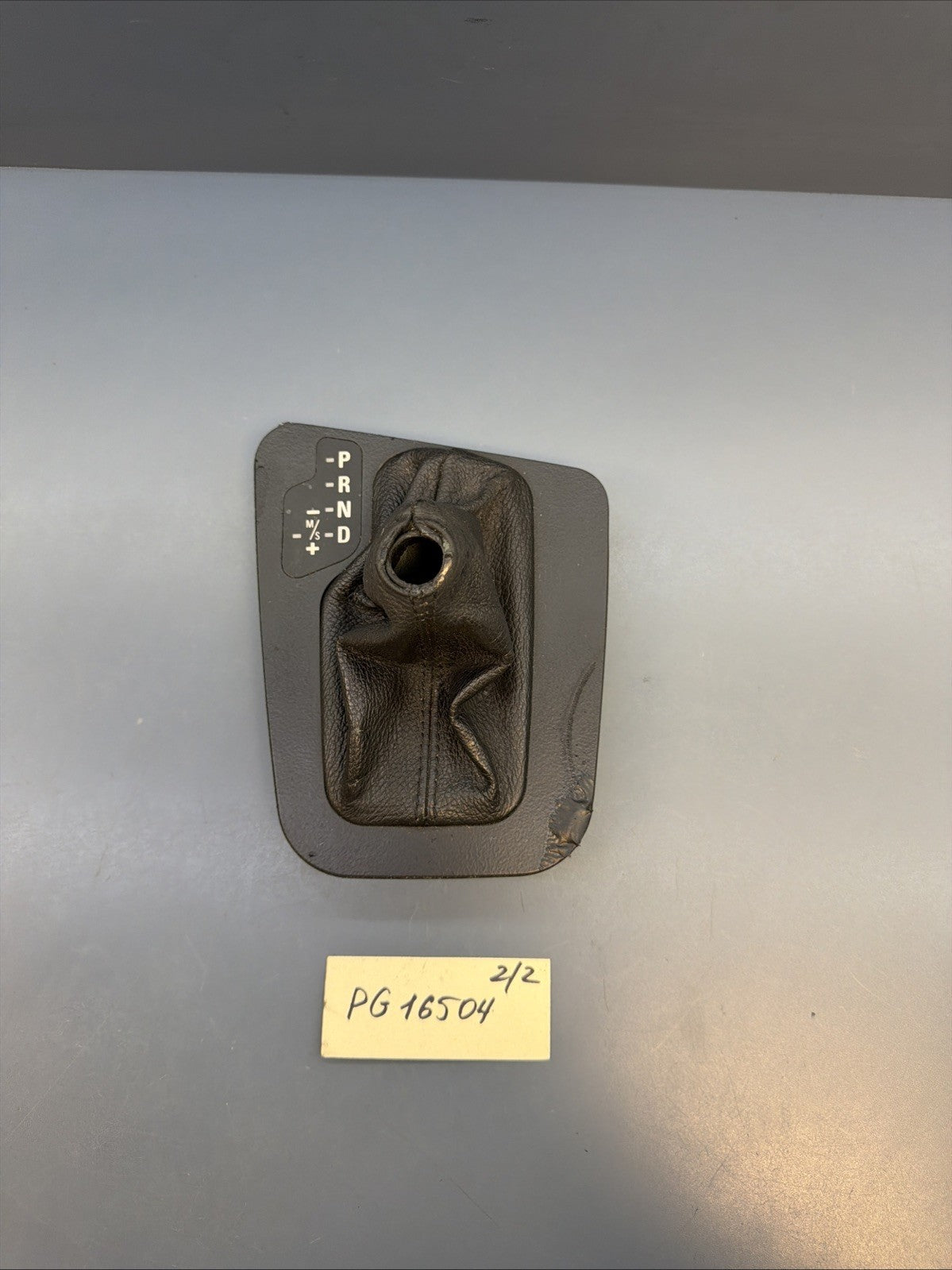 01-05 BMW 330xi E46 SEDAN Center Console Automatic Shifter Bezel Trim 7060677