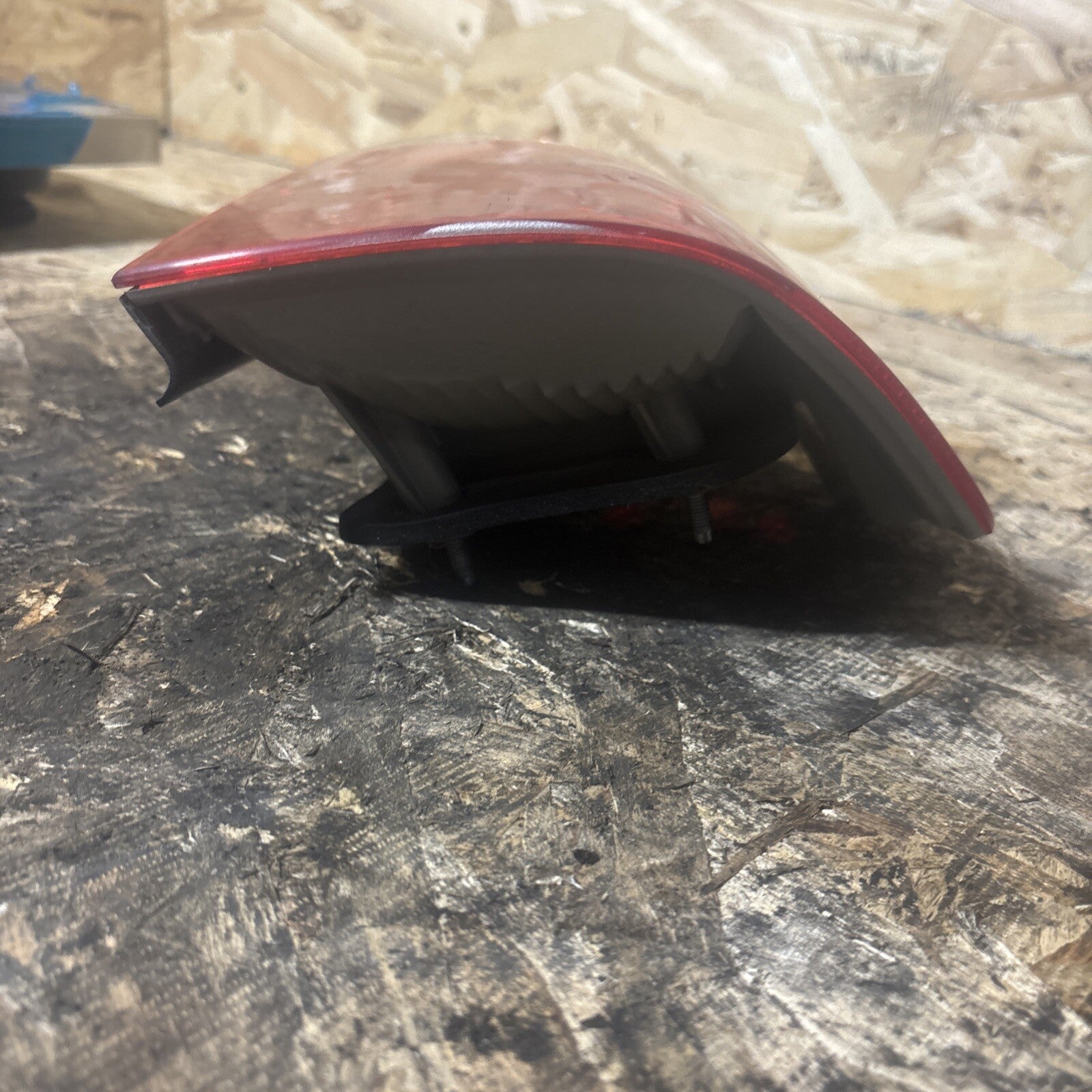 2008 BMW X3 OEM Right Hand Passengers Side Rear Tail Light Lamp 7162212 07-10