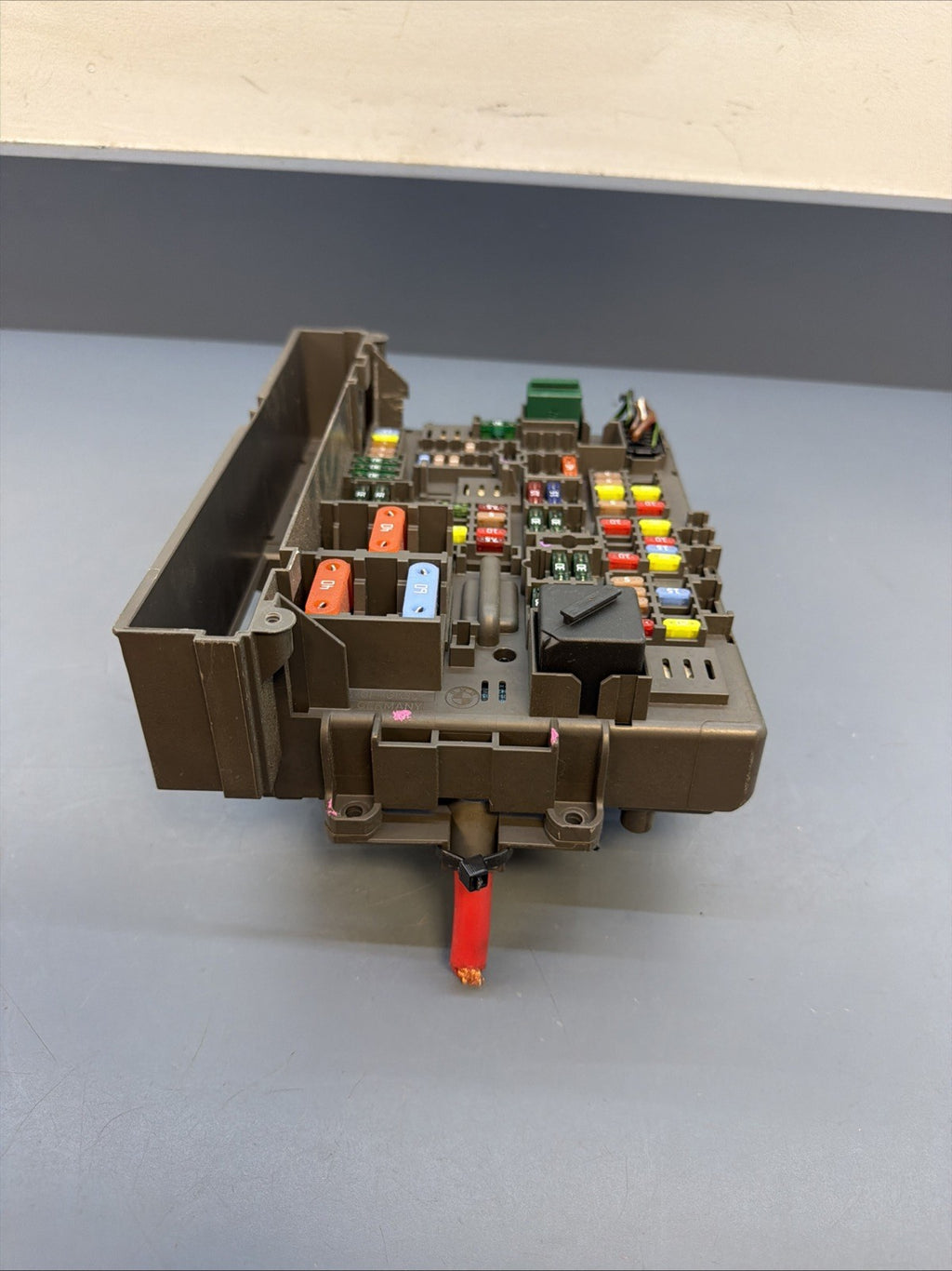 BMW 1 3 X1 Series E90 E91 E84 E87 Fuse Box Front Power Distribution 9119444