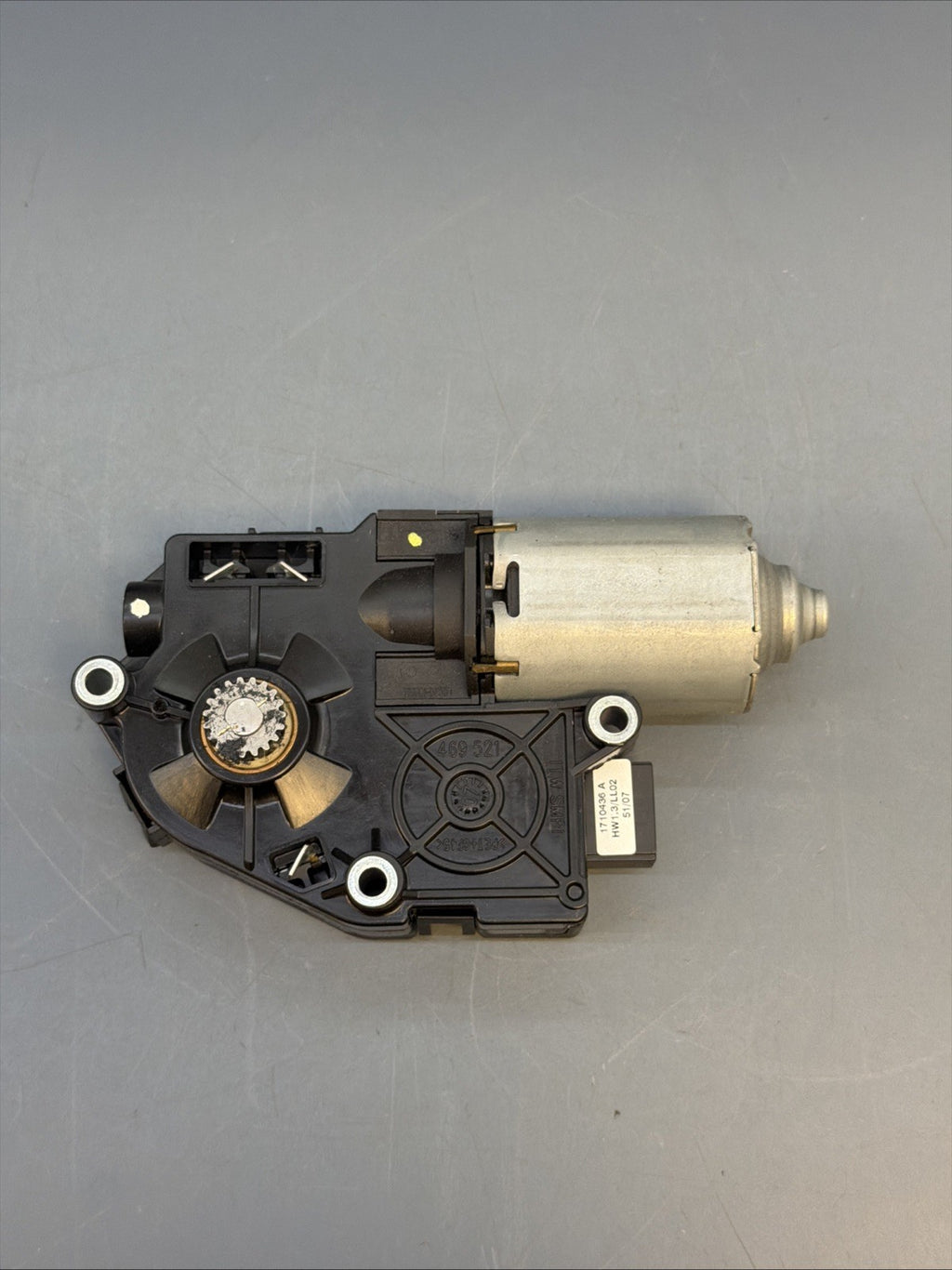 07-13 OEM BMW E90 E92 328 335 M3 Upper Sunroof Moon Roof Motor Unit 7193398