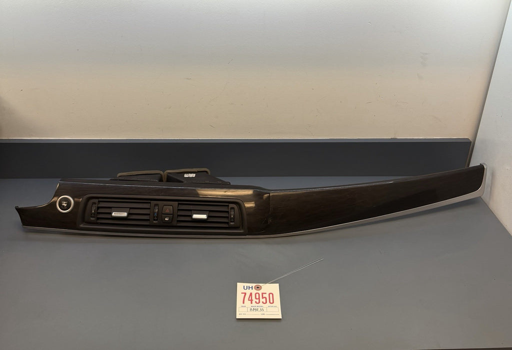 2011-2013 BMW 535I CENTER DASH AIR VENT WITH TRIM MOLDING OEM 9192936-06
