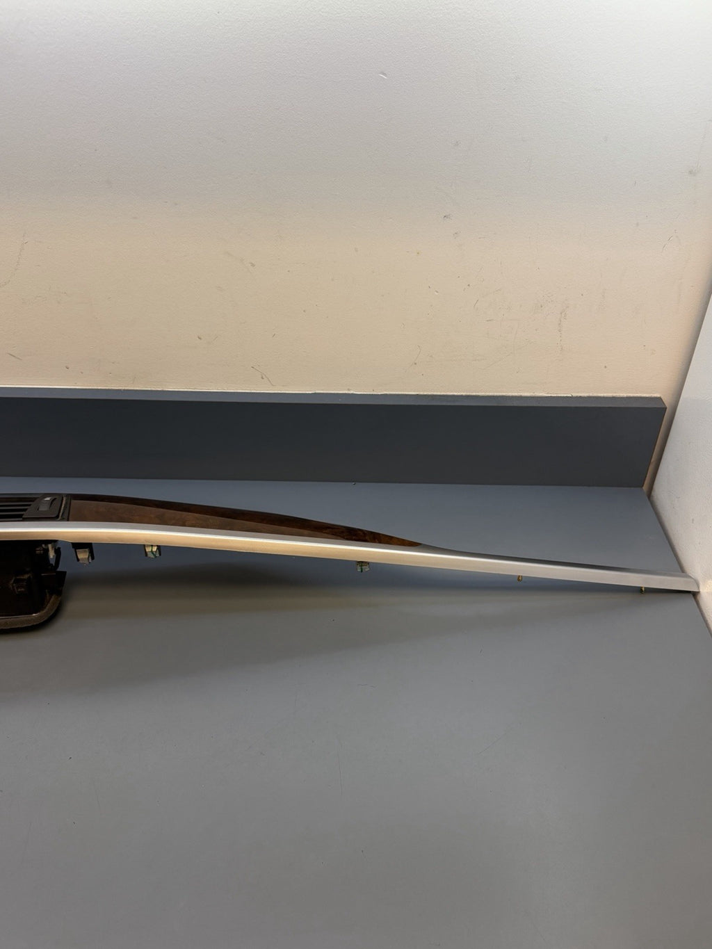 12-15 BMW F30 328i 335i Center Dash Trim Molding W/ Air Vents 9218552 OEM