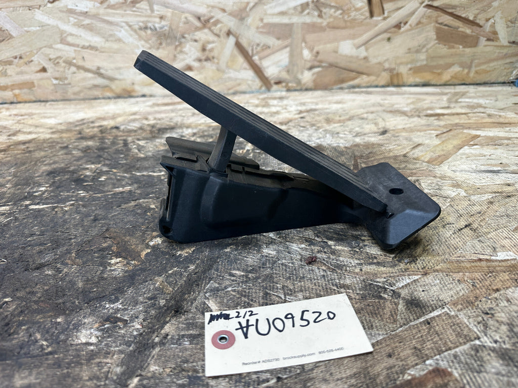 BMW 2011+ 1/2/3/4 SERIES X1/3/4/5/6/7 Z4 i8 GAS ACCELERATOR PEDAL OEM 6853175