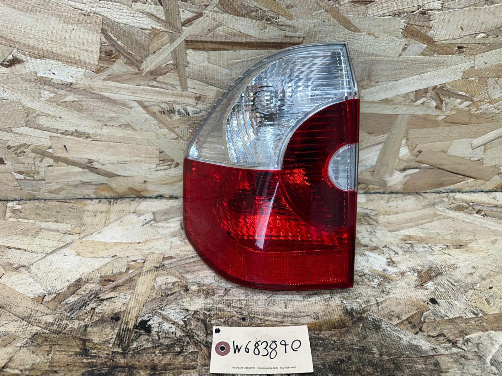 BMW 2003-2006 E83 X3 PRE LCI REAR LEFT+RIGHT OUTER TAIL LIGHT SET OEM 3404103+4
