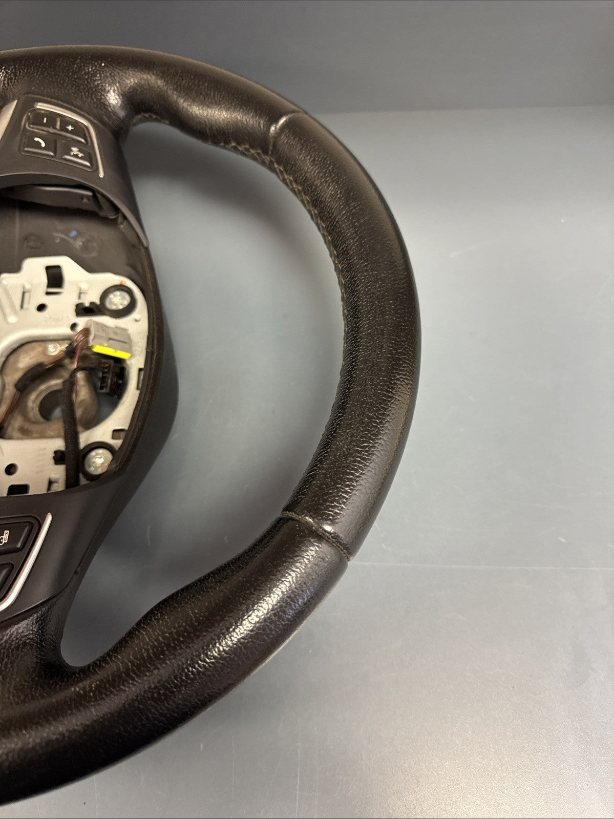 BMW 1 SERIES E82 2012 685313101 J2 MULTIFUNCTION BLACK LEATHER STEERING WHEEL
