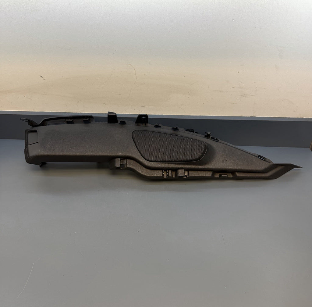 2013-2015 BMW X1 REAR RIGHT SIDE WINDOW SHELF SUPPORT W/ SPEAKER OEM 51462991854