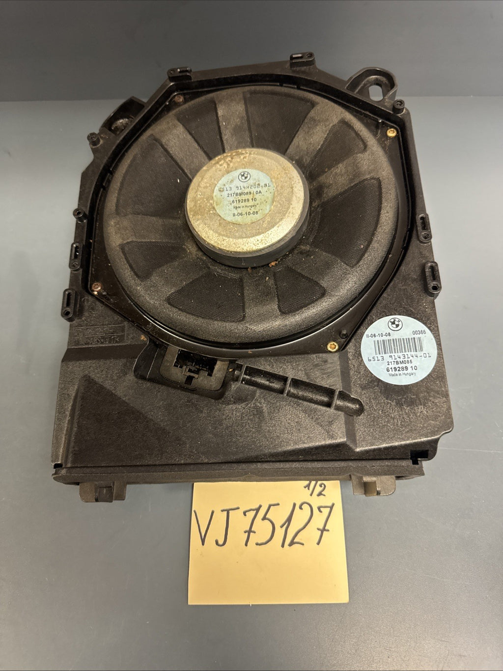 07-11 BMW E90 E88 Front Passenger Subwoofer Speaker Unit 9143144 OEM