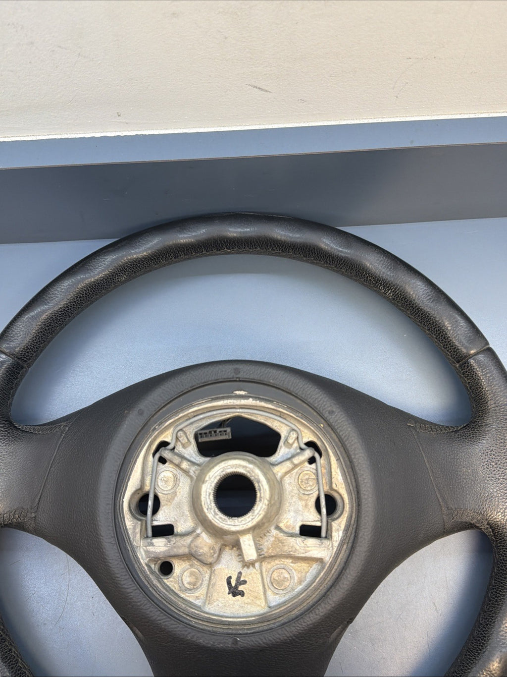 BMW E90 E91 E92 E93 2006-2012 325i 328i 330i 335i non-sport steering wheel OEM