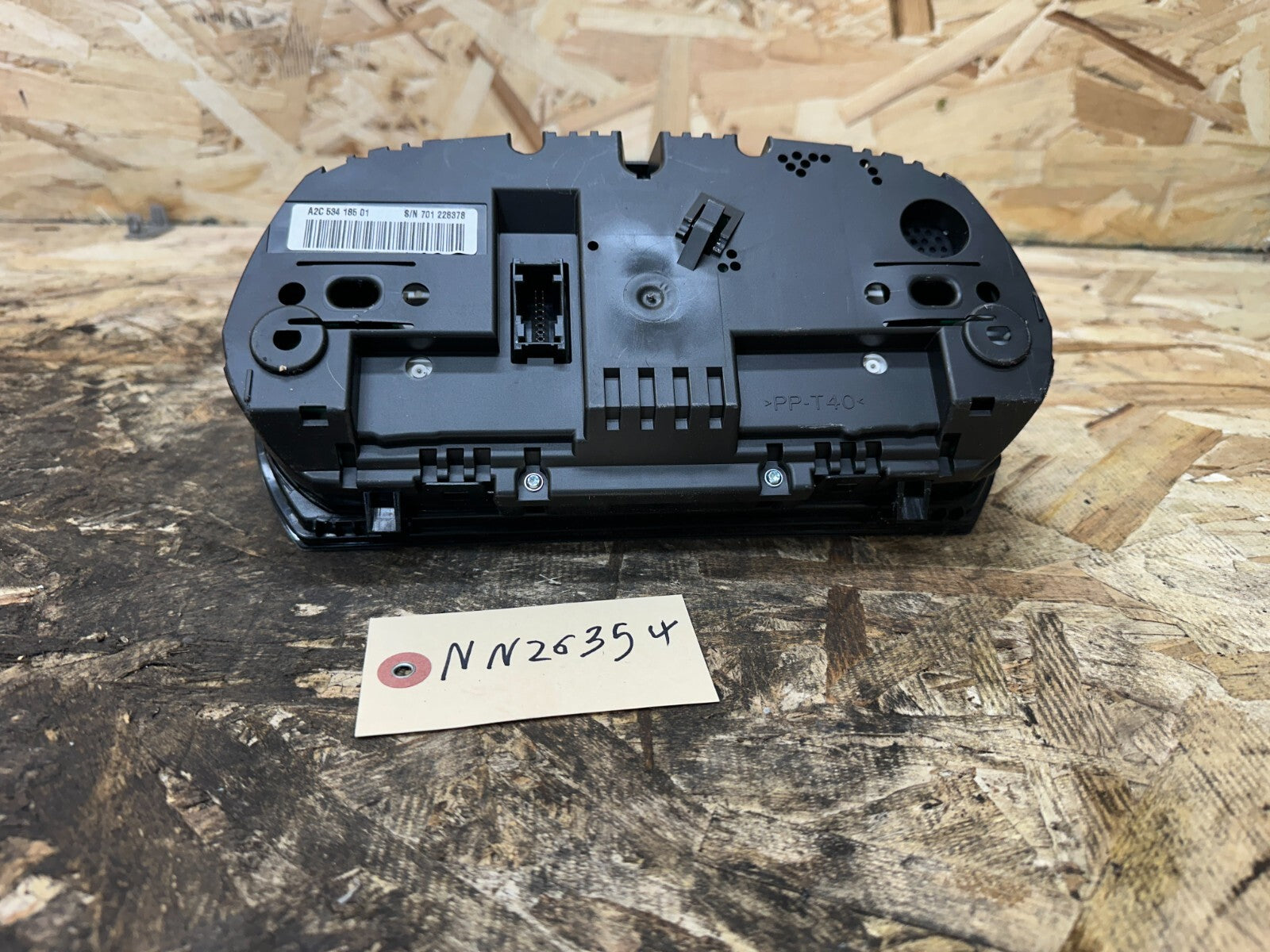 BMW 2006-2012 E90 3 SERIES SPEEDOMETER INSTRUMENT GAUGE CLUSTER MPH 9242367