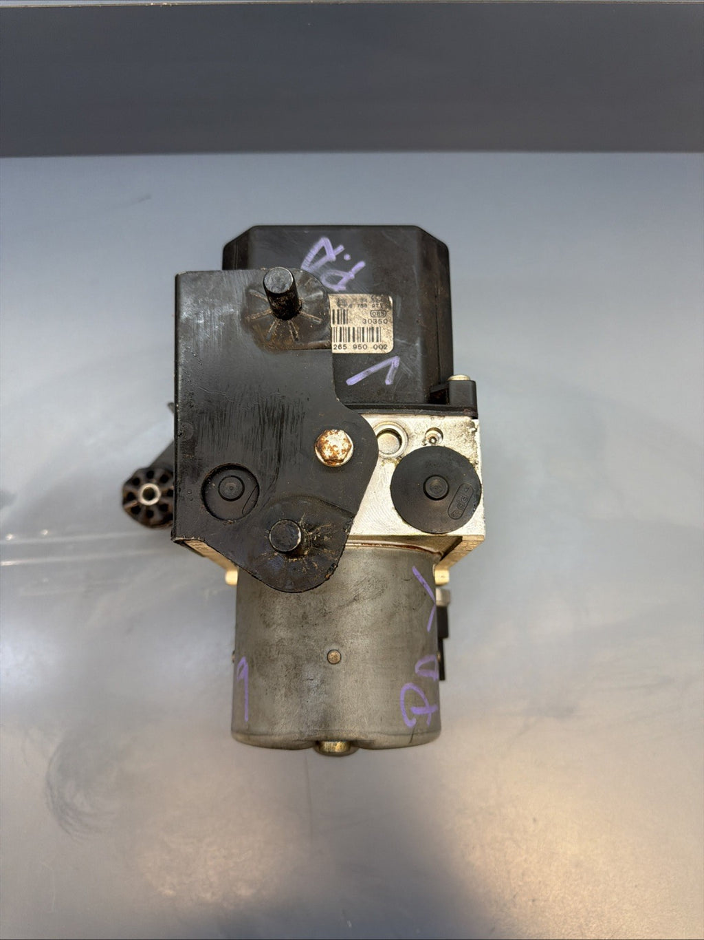 96-03 BMW E39 5/7 Series ABS DSC Anti Lock Brake Pump Control Module 6753867