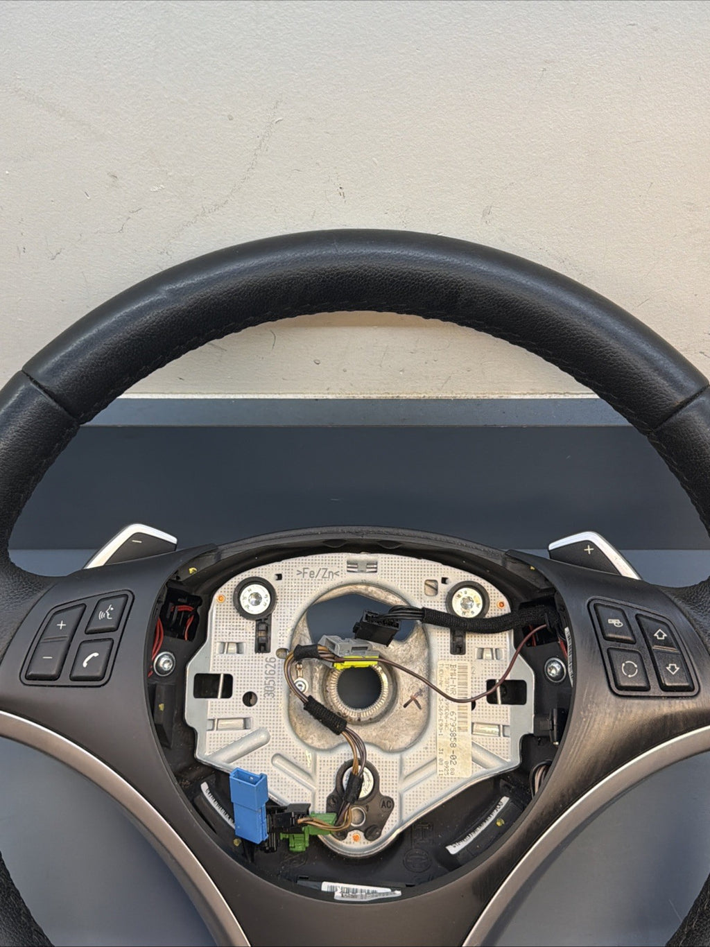06-11 BMW E90 3 SERIES BLACK LEATHER SPORT STEERING WHEEL W PADDLES 6795858