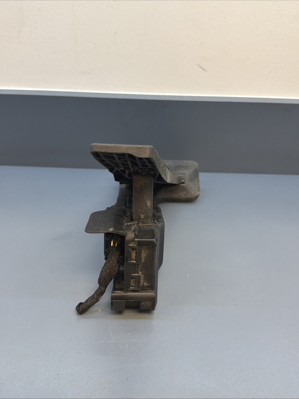 12-18 BMW X1 F30 F31 F34 F32 3-Series Gas Acceleration Pedal 6853175 OEM