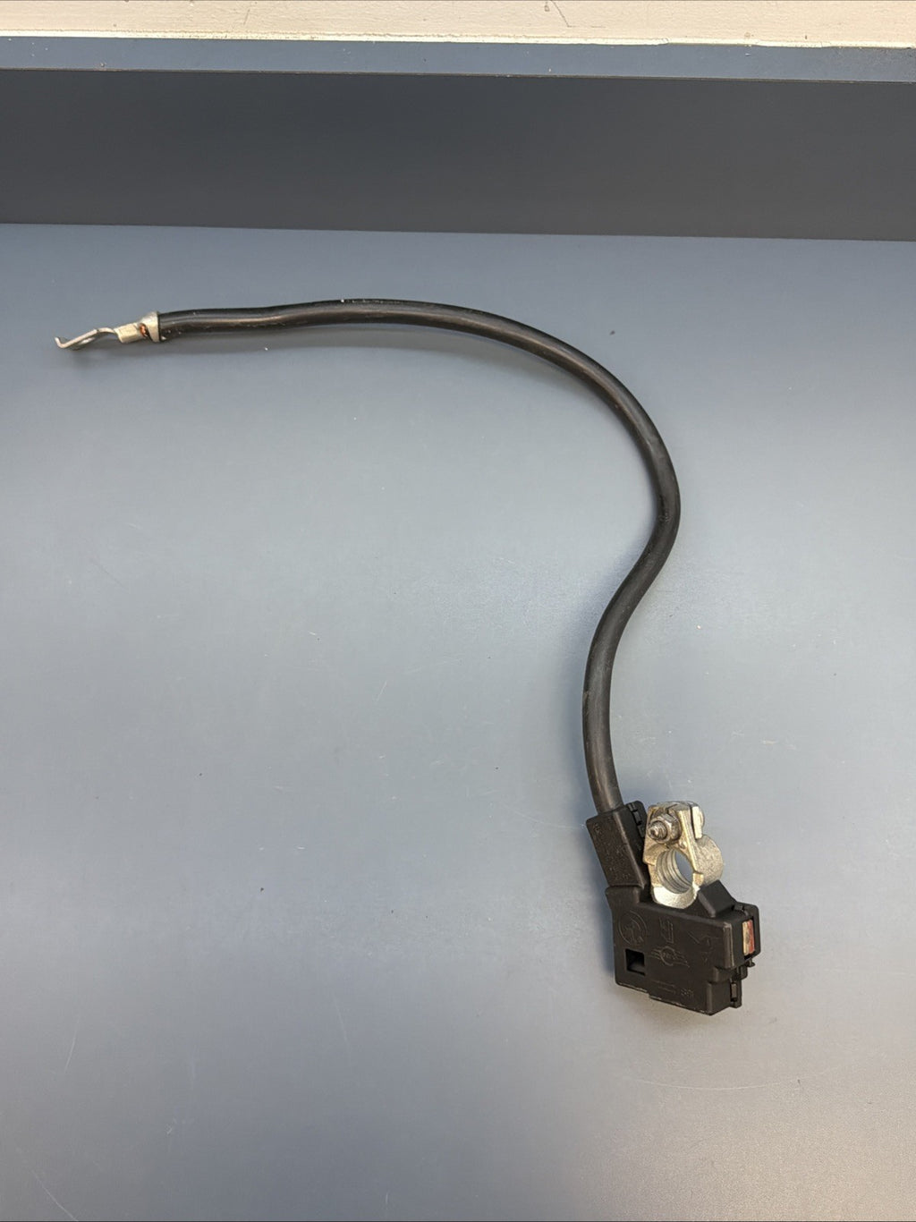 10-19 BMW F10 F12 F07 F06 NEGATIVE BATTERY TERMINAL CONNECTOR 9234437