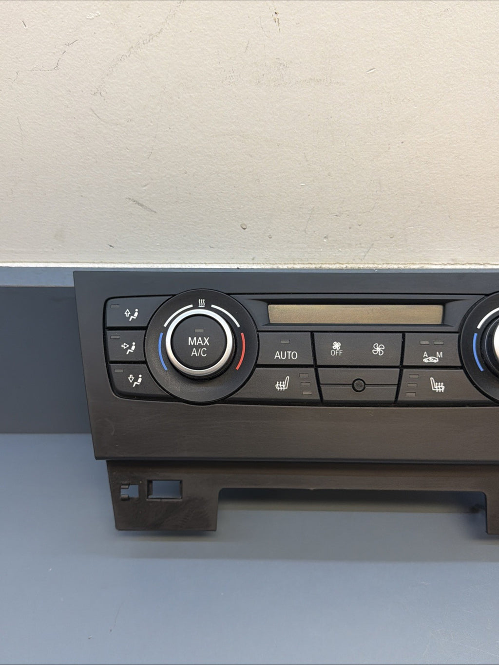 2012-2015 BMW X1 E84 A/C HEAT CLIMATE CONTROL PANEL OEM 9292262