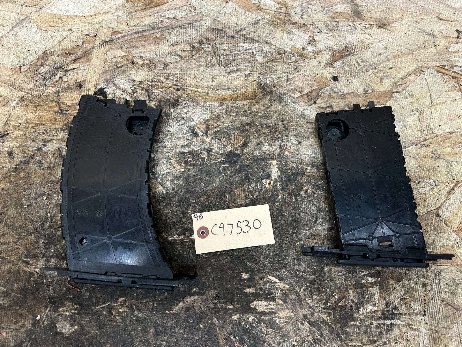 BMW 2006-2012 E90 DASH FOLDING LEFT+RIGHT CUP HOLDERS BLACK OEM 7127406+61