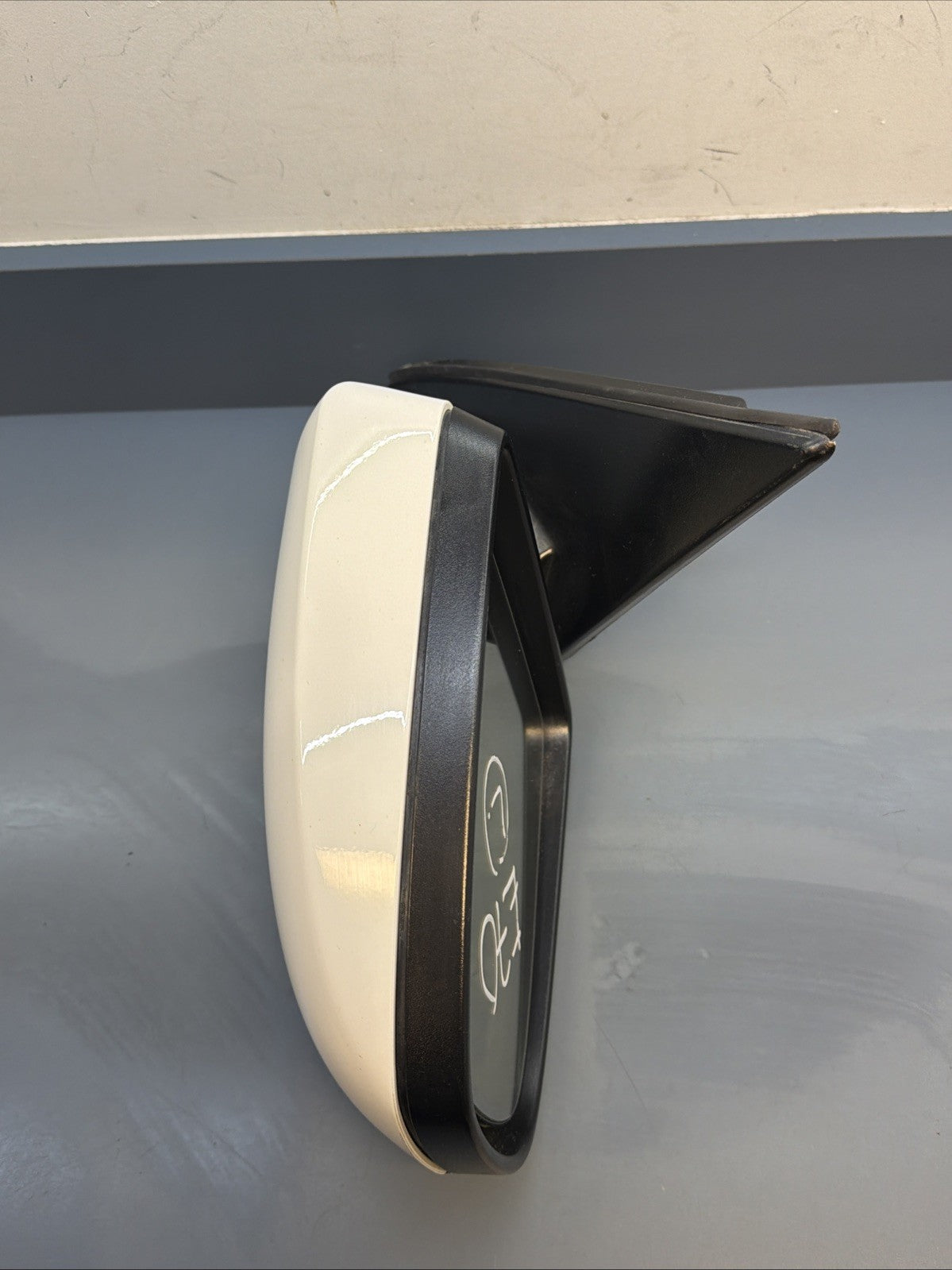 2007-2013 BMW X5 E70 FRONT LEFT DRIVER DOOR MIRROR 7136887 OEM WHITE