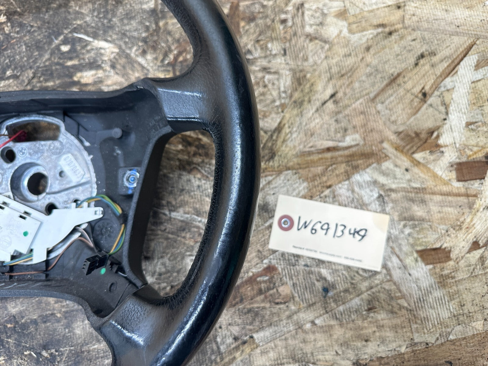 BMW 2003-2006 E83 X3 LEATHER STEERING WHEEL OEM 3411963/3426317
