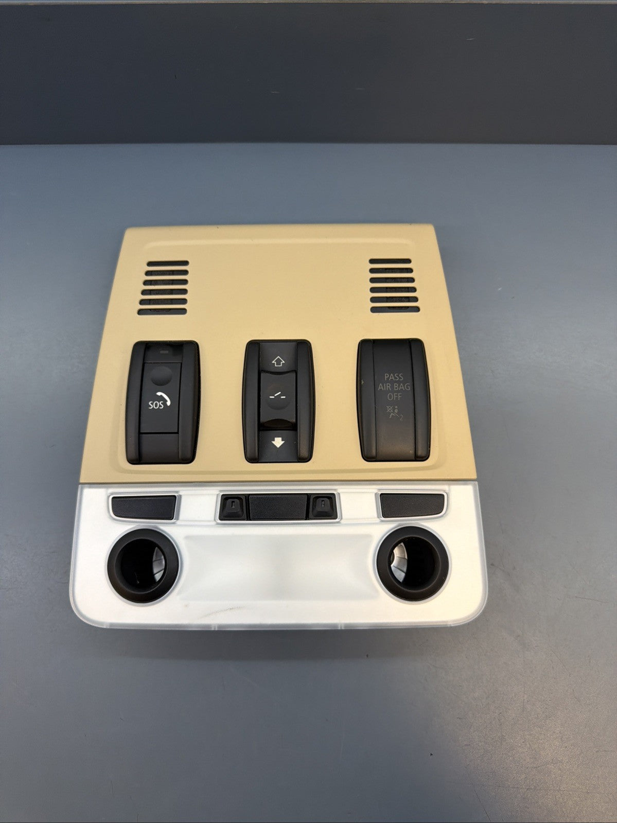 2007 - 2011 BMW 328i Front Roof Console Dome Light SOS Switch Beige 9225538 OEM