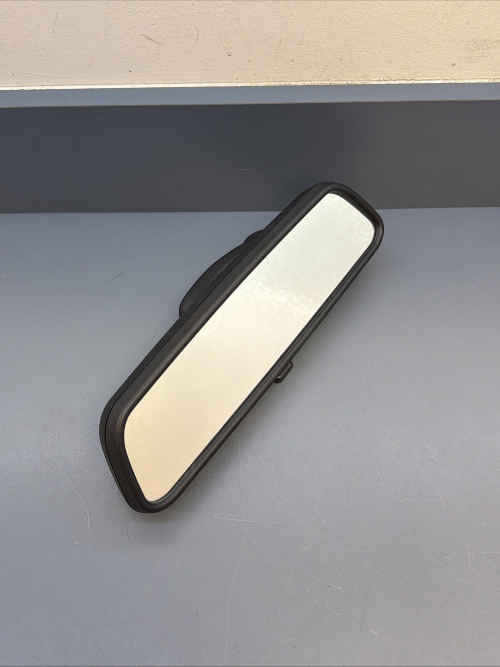 1995- 2000 E34 5 SERIES BMW Model Rear View Mirror Unit 006199 OEM