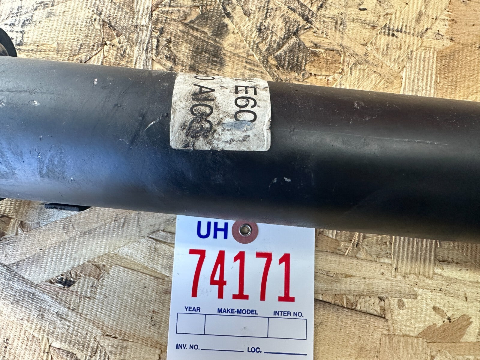 OEM BMW REAR DRIVESHAFT FITS AUTO 04-10 E60 E61 525 528 530 535 7542120 7573493