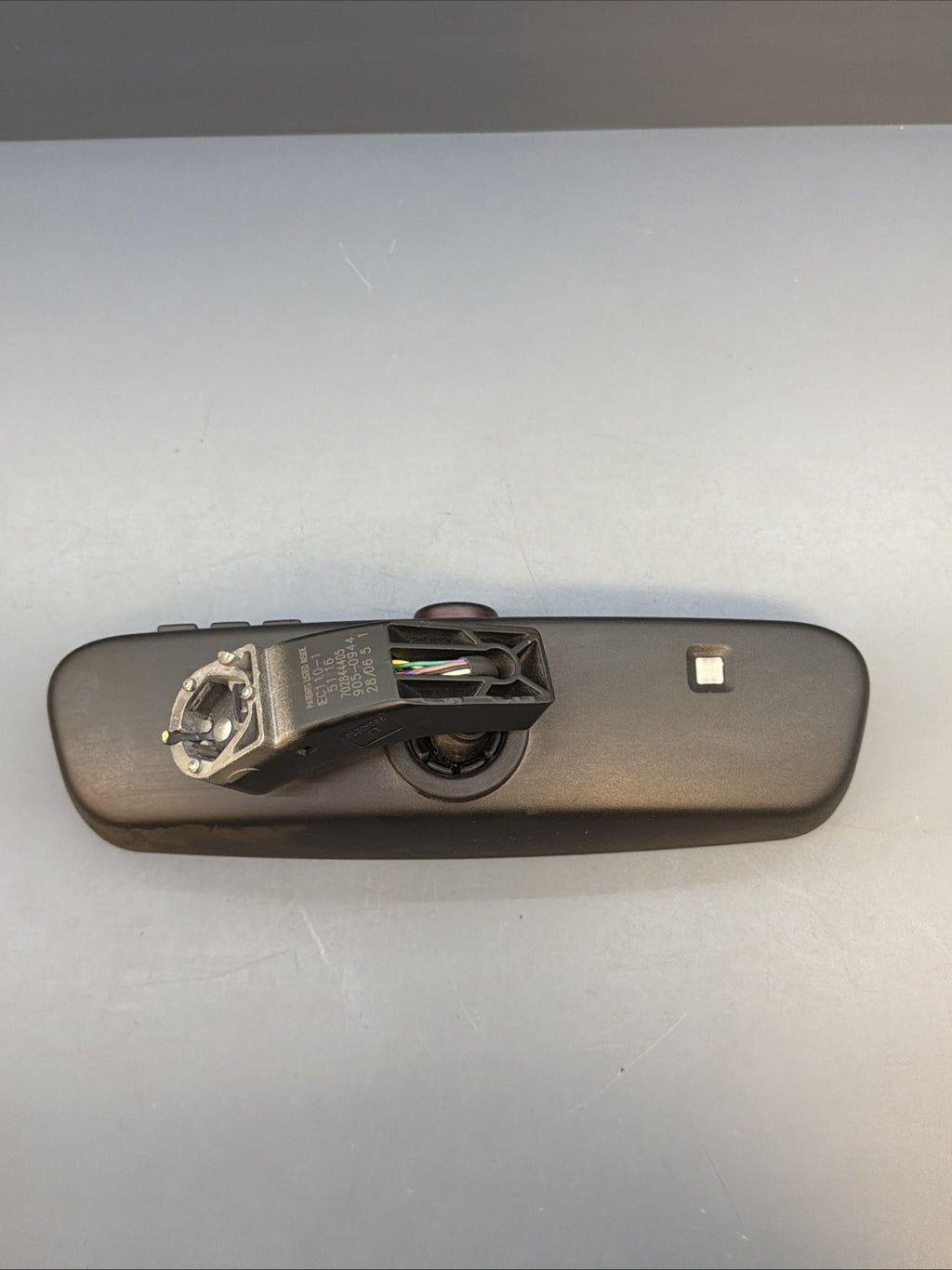2004–2010 BMW E60 E61 E65 E66 AUTO‑DIM REAR VIEW MIRROR HOMELINK OEM 7028444