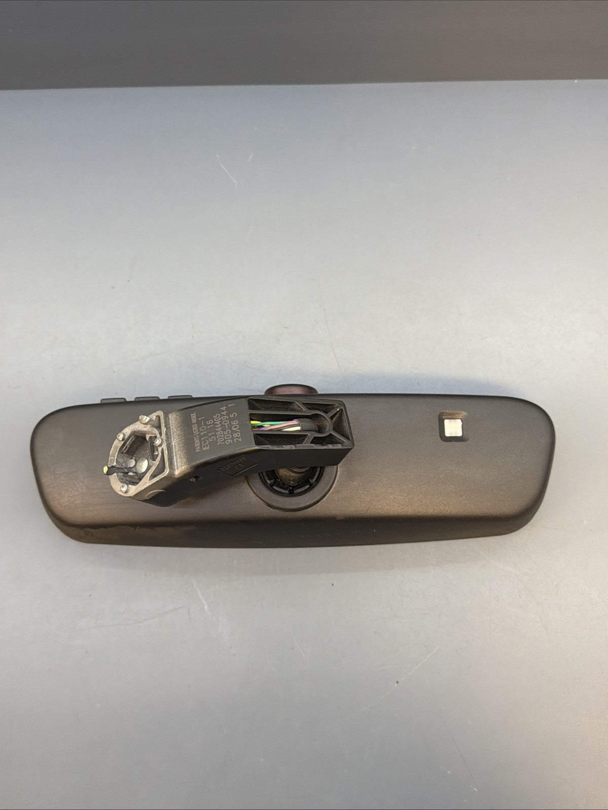 2004–2010 BMW E60 E61 E65 E66 AUTO‑DIM REAR VIEW MIRROR HOMELINK OEM 7028444