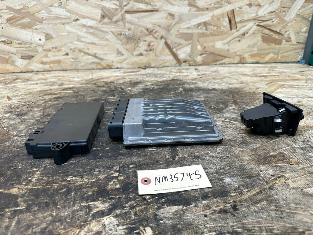 BMW 05-13 N52N N51 ENGINE ECU(DME)+CAS(IMMOBILIZER)+KEY  SET 7602216 MSV80