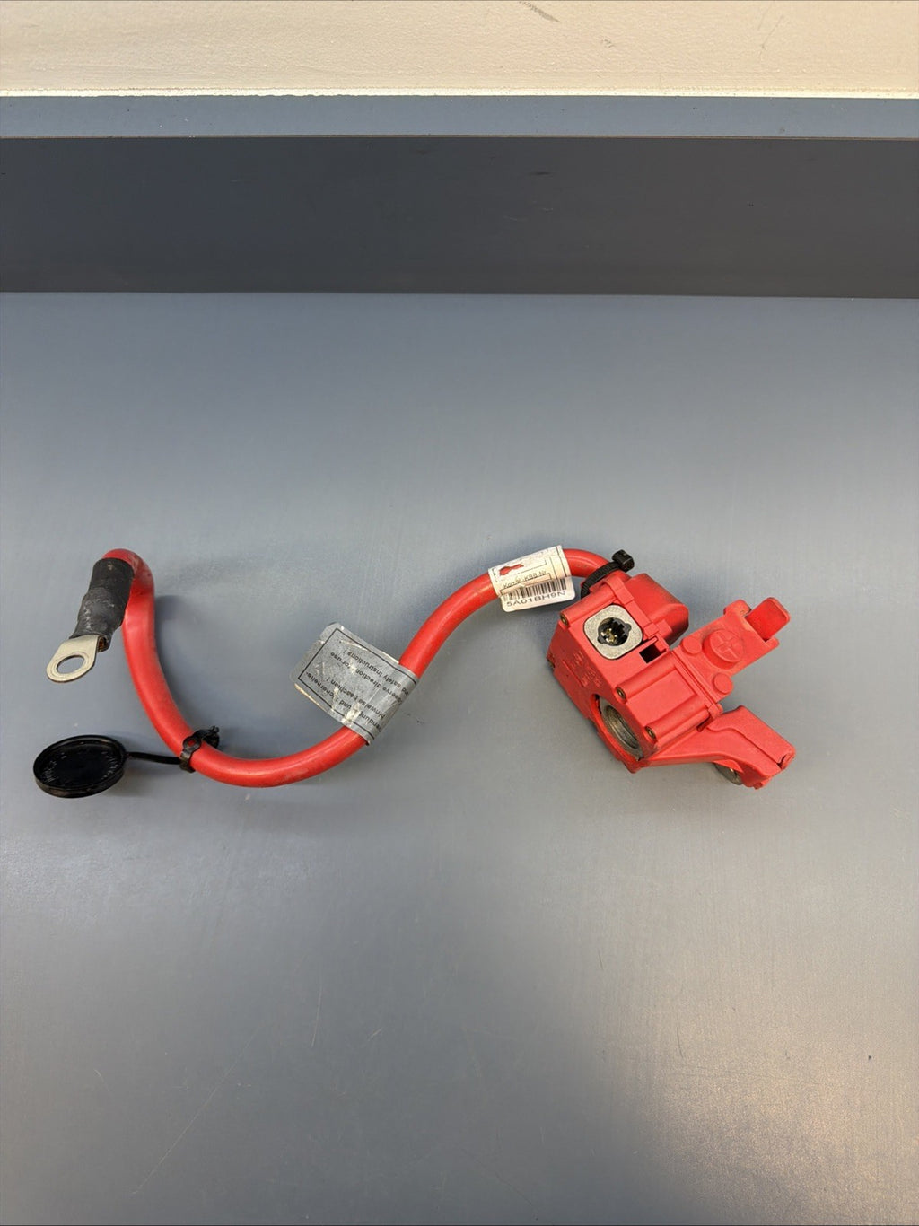 BMW 2006-2012 E90 POSITIVE POWER CABLE TO DISTRIBUTION BOX OEM 9203570