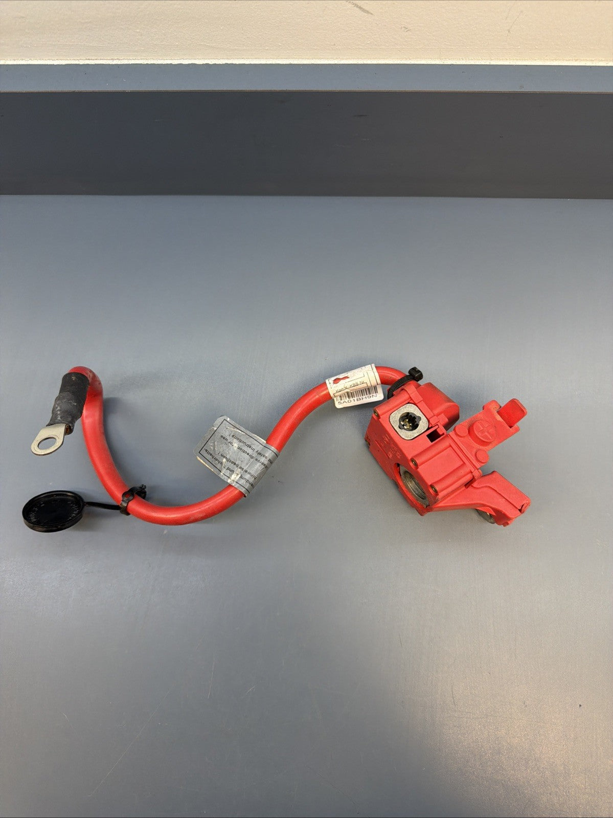 BMW 2006-2012 E90 POSITIVE POWER CABLE TO DISTRIBUTION BOX OEM 9203570