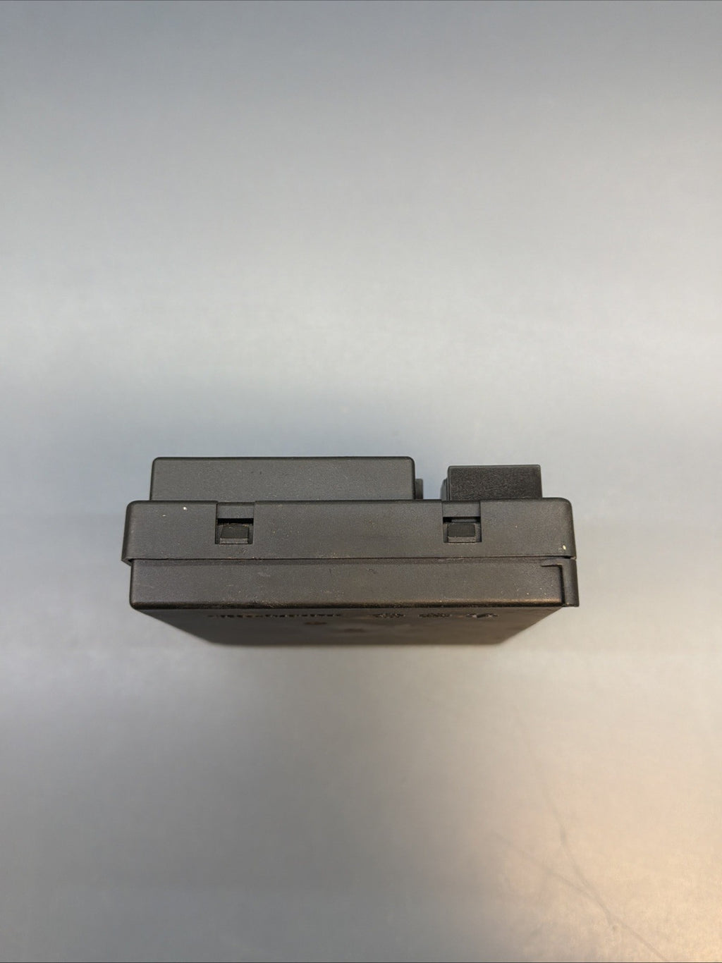 2003-2010 BMW X3 E83 2.5i 3.0si Chassis Control Module Fuse Box ECM 7560626 OEM