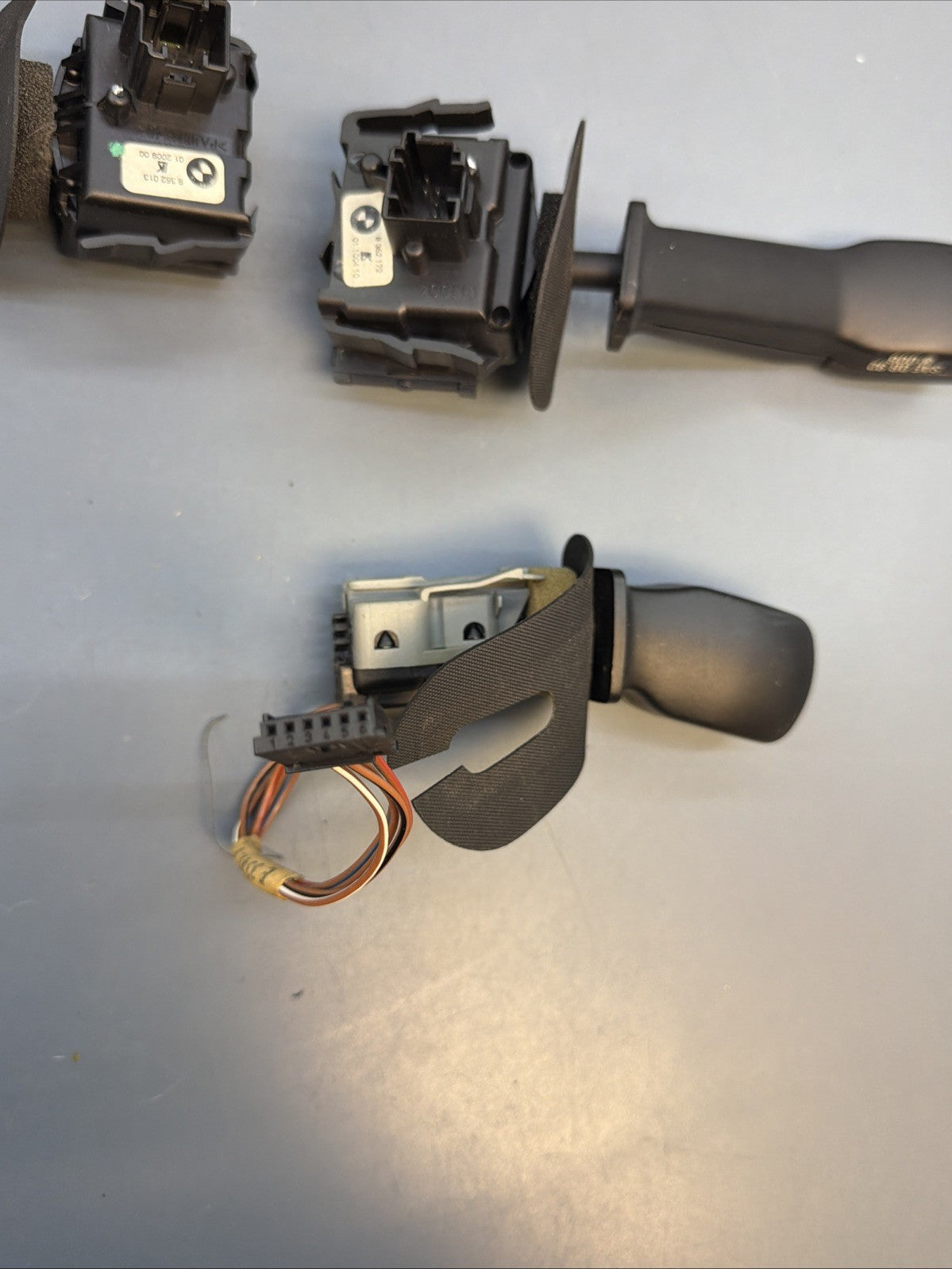 1997-2000 BMW E39 TURN SIGNAL WIPER CRUISE CONTROL SWITCH OEM 8352013 8352172