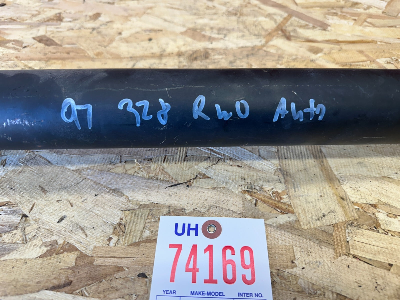 OEM BMW REAR DRIVESHAFT FITS AUTOMATIC 90-99 E36 323 325 328 1227612