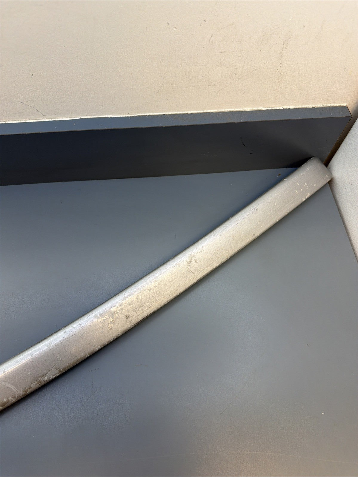 07-2013 BMW E92 E93 Front Right Passenger Side Aluminum Door Strip Trim 6958232
