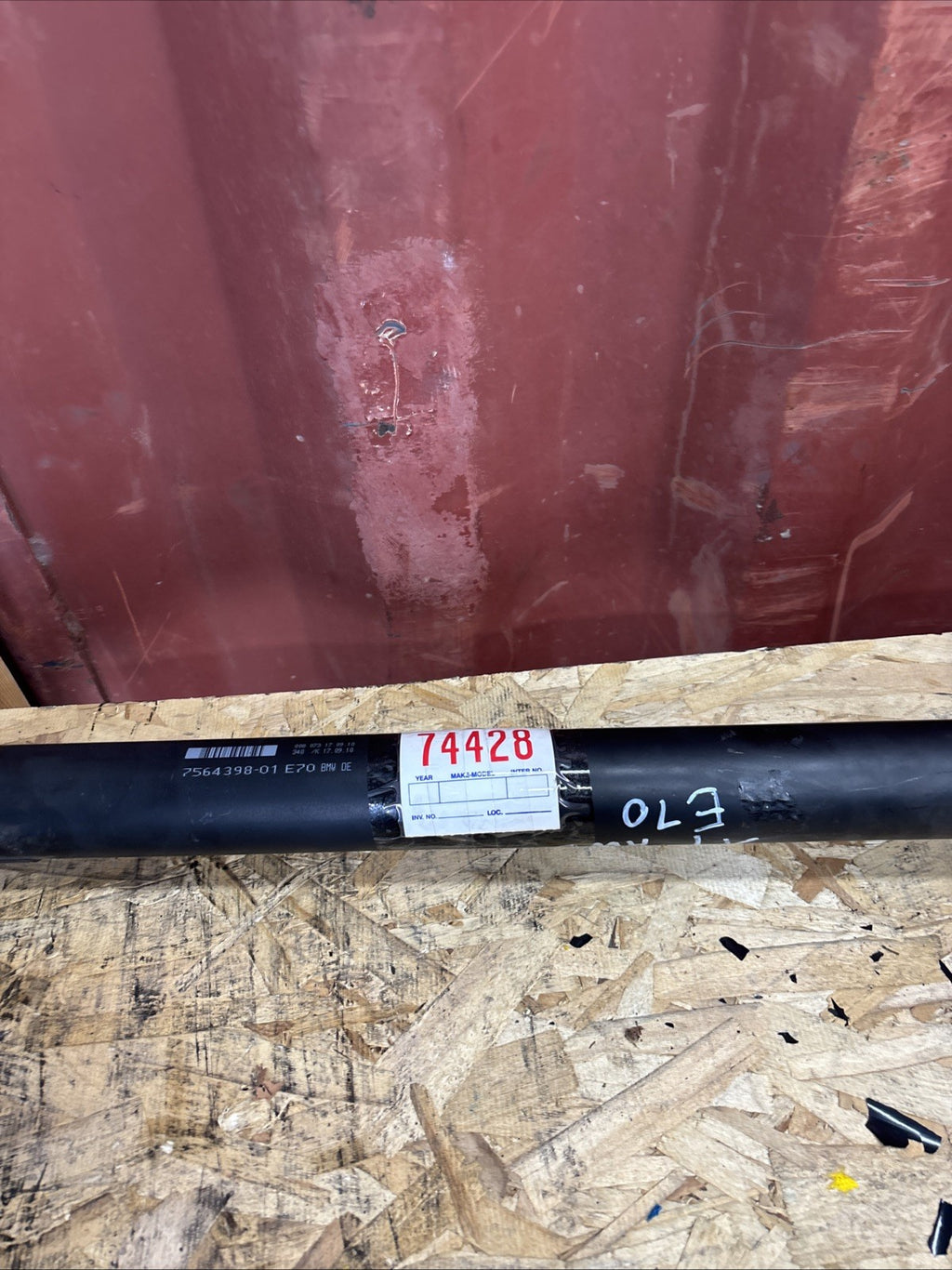 OEM Rear Drive Shaft Prop Drive Shaft For BMW 5 SERIES E70 2610 7564398 AWD