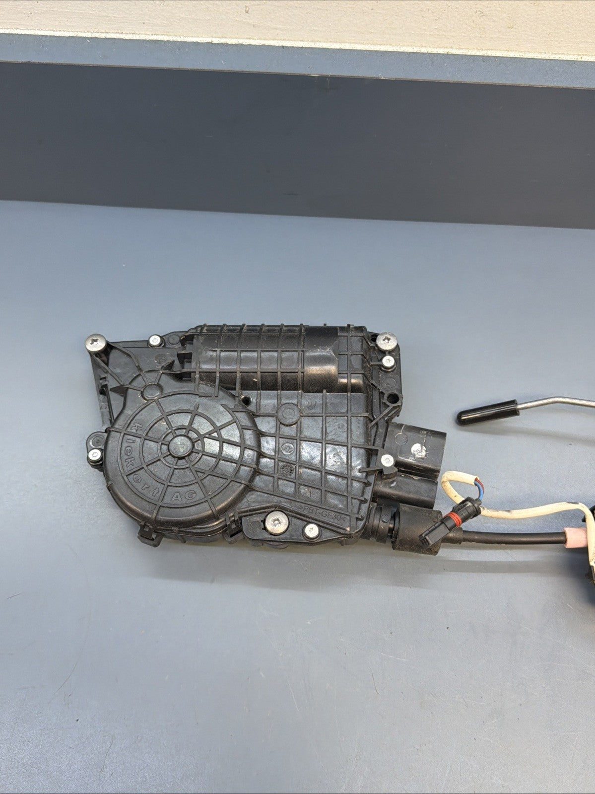 2011-2016 BMW F10 M5 REAR LEFT DRIVER DOOR LOCK SOFT CLOSE 7154515 OEM