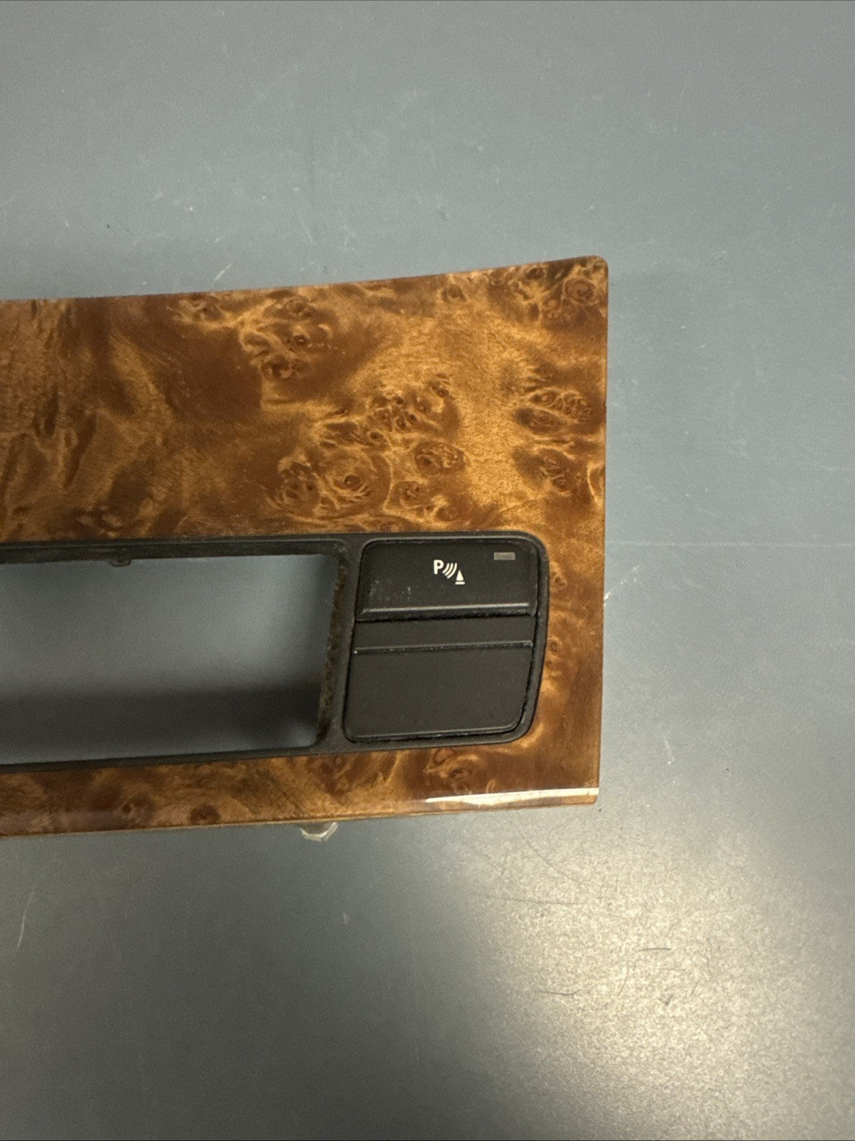 BMW 535XI 2008 2010 CENTER CONSOLE  WOOD SWITCH PANEL BUTTONS TRIM 9156040