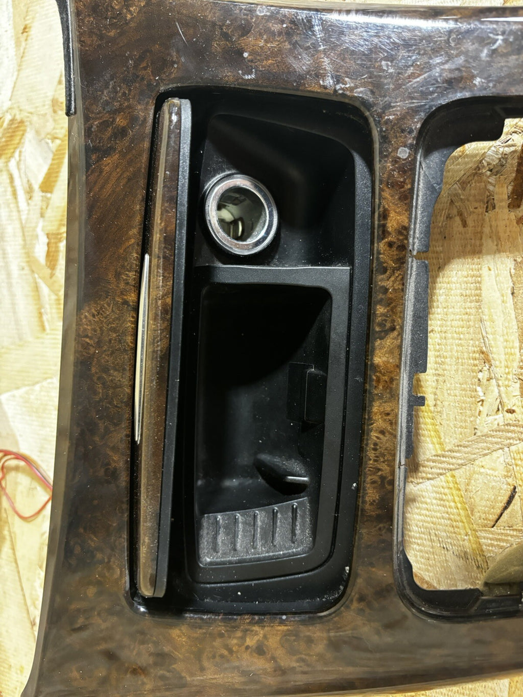 BMW OEM 3 series E93 335i 328i LHD center console wood trim With Charger port