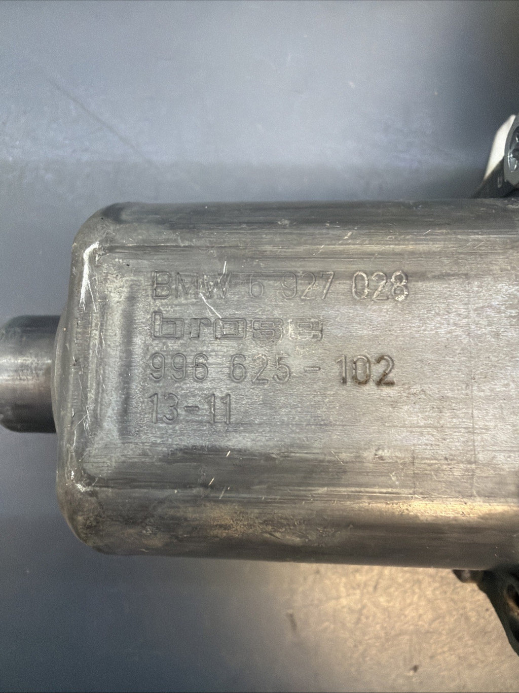 BMW OEM E87 E90 E91 E84 X1 passenger right front window motor lifter 67626927028