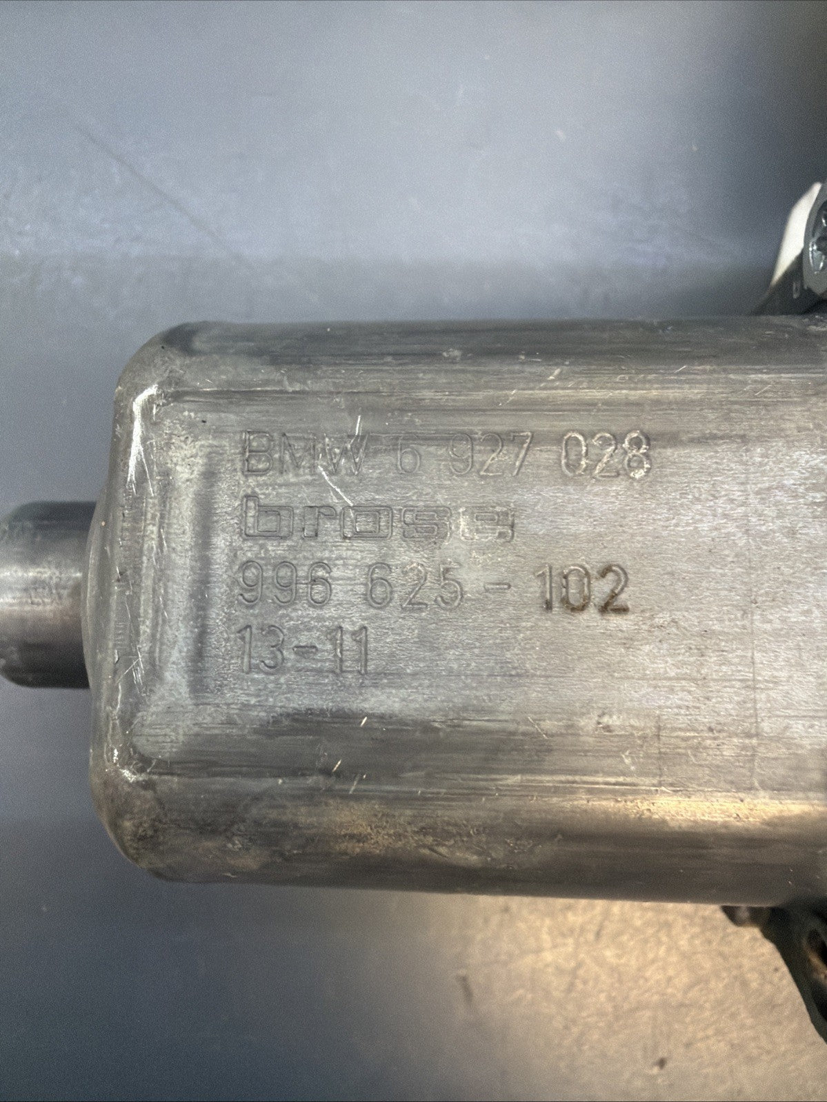 BMW OEM E87 E90 E91 E84 X1 passenger right front window motor lifter 67626927028