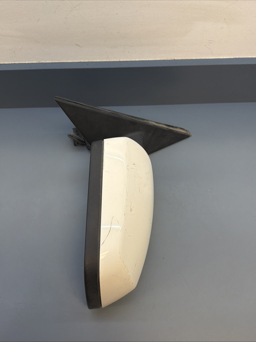 2006-2010 BMW 528i Front Right Side Door Side View Mirror Assembly 7043437 OEM