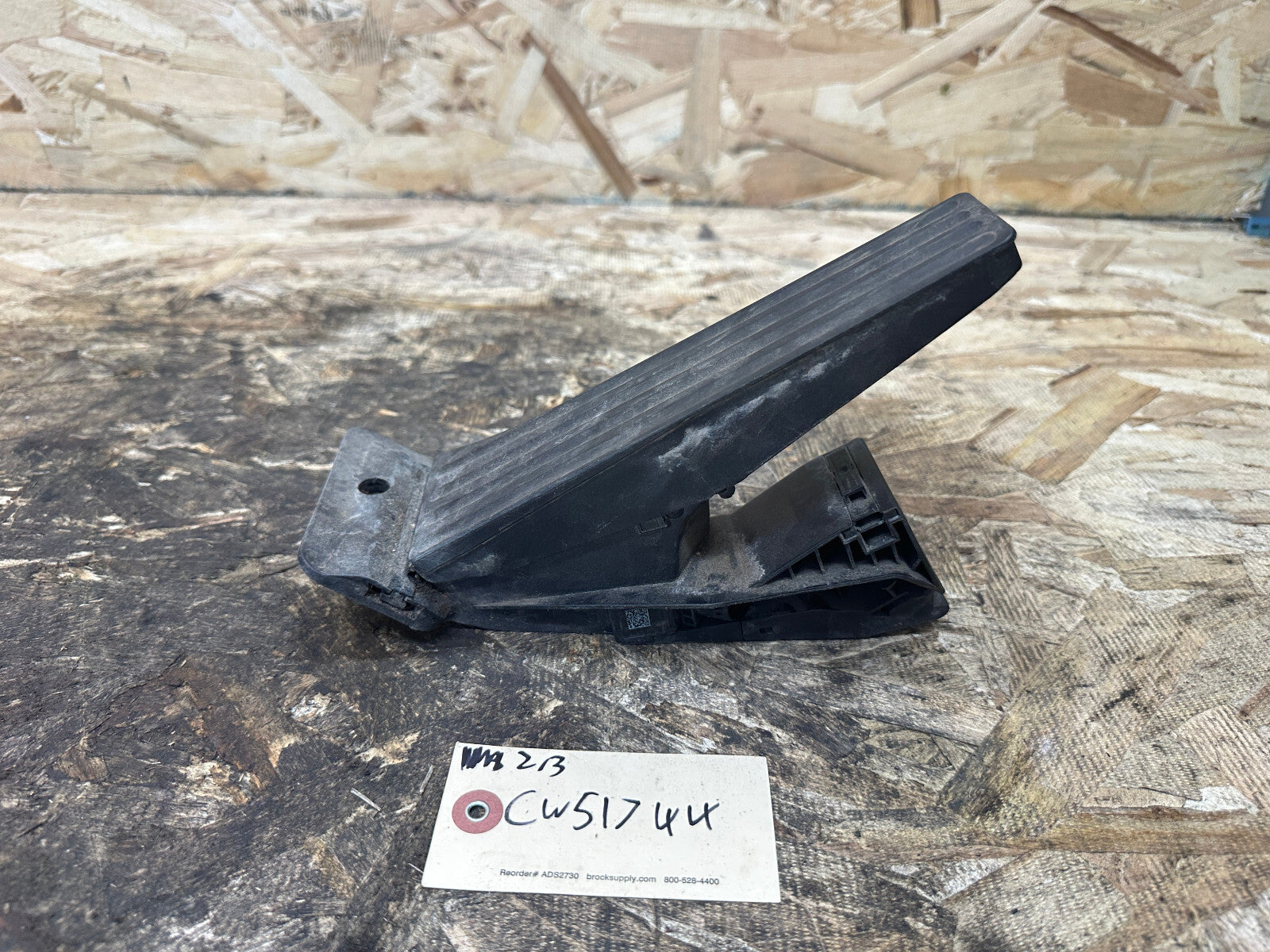 BMW 05-10 E60 E90 E63 3/5/6 SERIES MANUAL ACCELERATOR THROTTLE PEDAL 6788633