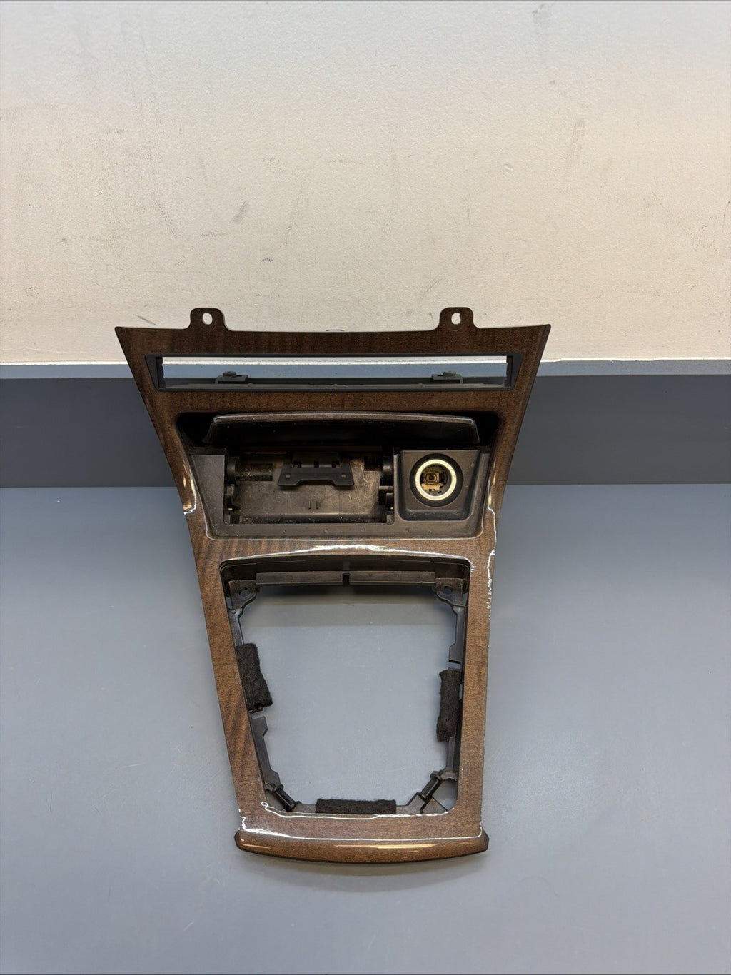2004-2008 BMW X3 (E83) CENTER CONSOLE ASHTRAY SHIFTER TRIM 3411706 OEM