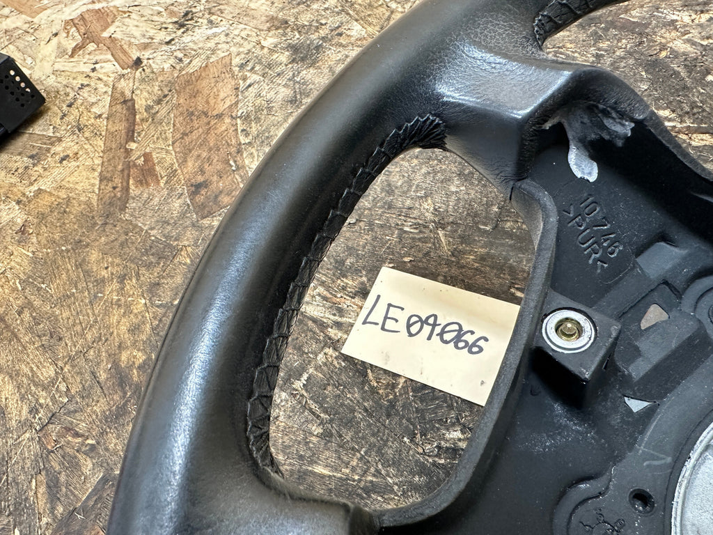 BMW 94-02 E36 E36/7 3 SERIES Z3 323i BLACK LEATHER STEERING WHEEL OEM 4385E361