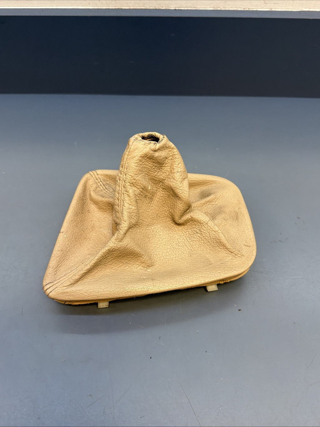 BMW E46 leather gear lever cover manual transmission beige shift boot 1434430