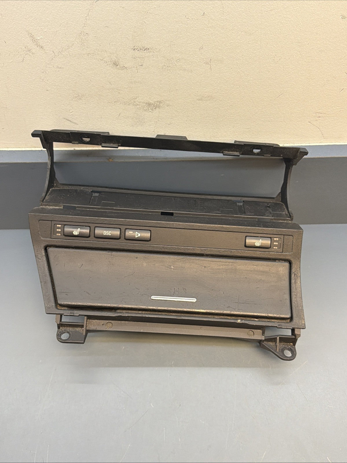 01-06 BMW E46 3-SERIES DASH CENTER CONSOLE ASH TRAY 8268887 OEM